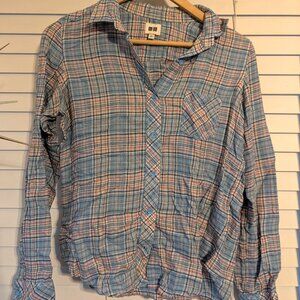 Uniqlo Blue Plaid Button Up Long Sleeve Size Small